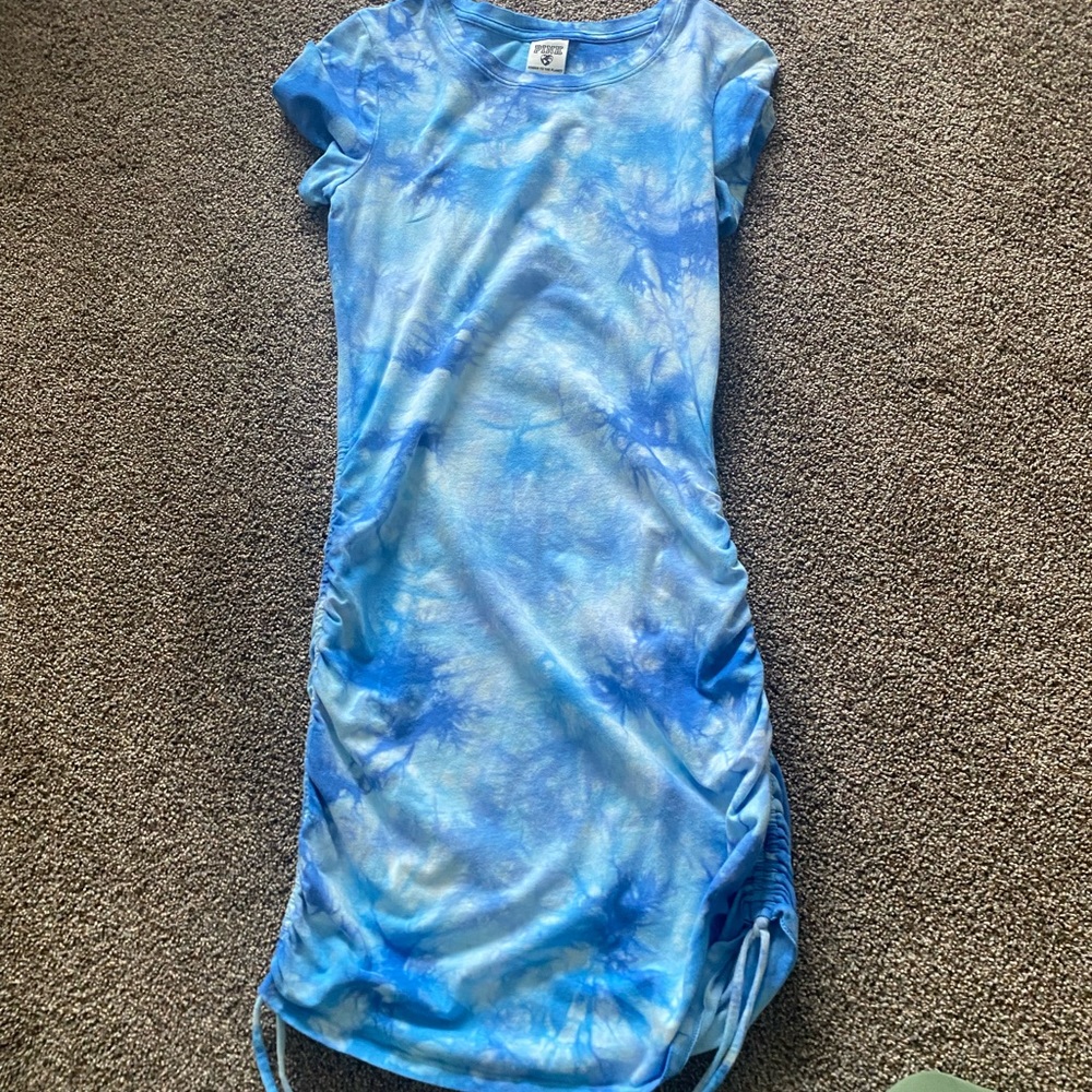 Tee shirt scrunched side dress